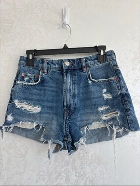 Zara HW Jean Shorts Size 4